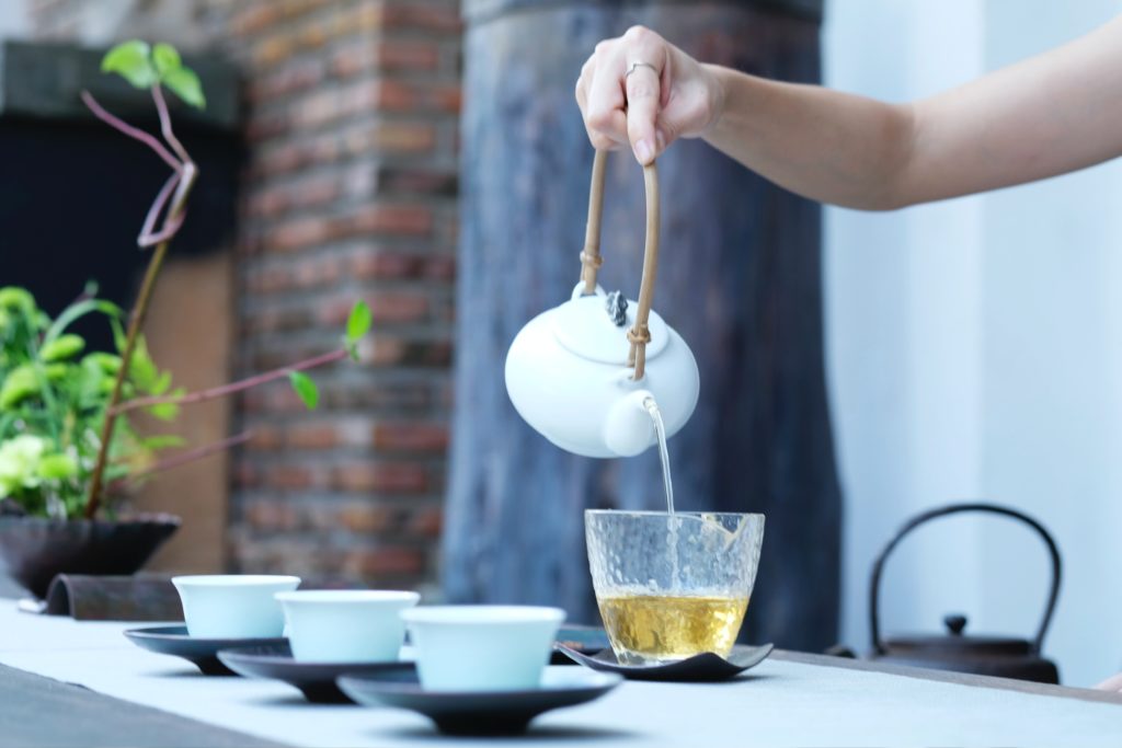 Пять лучших видов травяного чая для красоты и здоровья