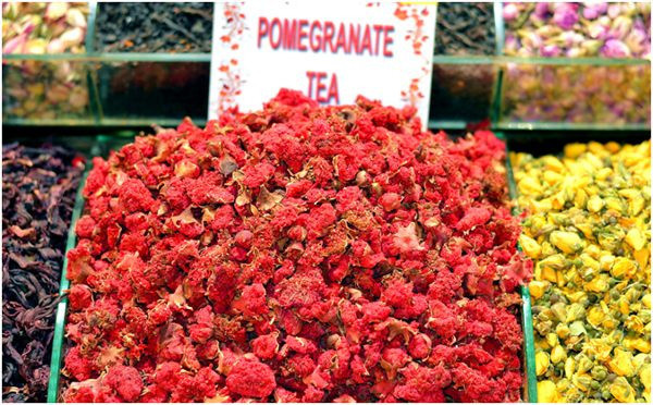 гранатовый цветочный чай на рынке